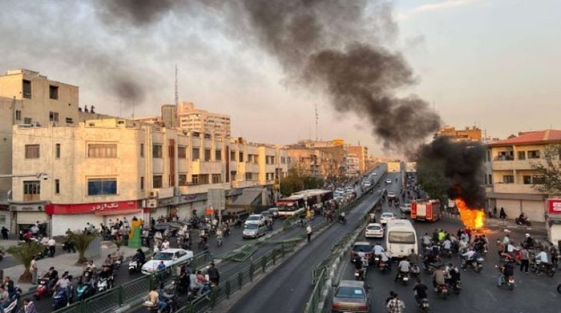 تقرير: 24 متظاهرا إيرانيا يواجهون الإعدام بسبب الاحتجاجات
